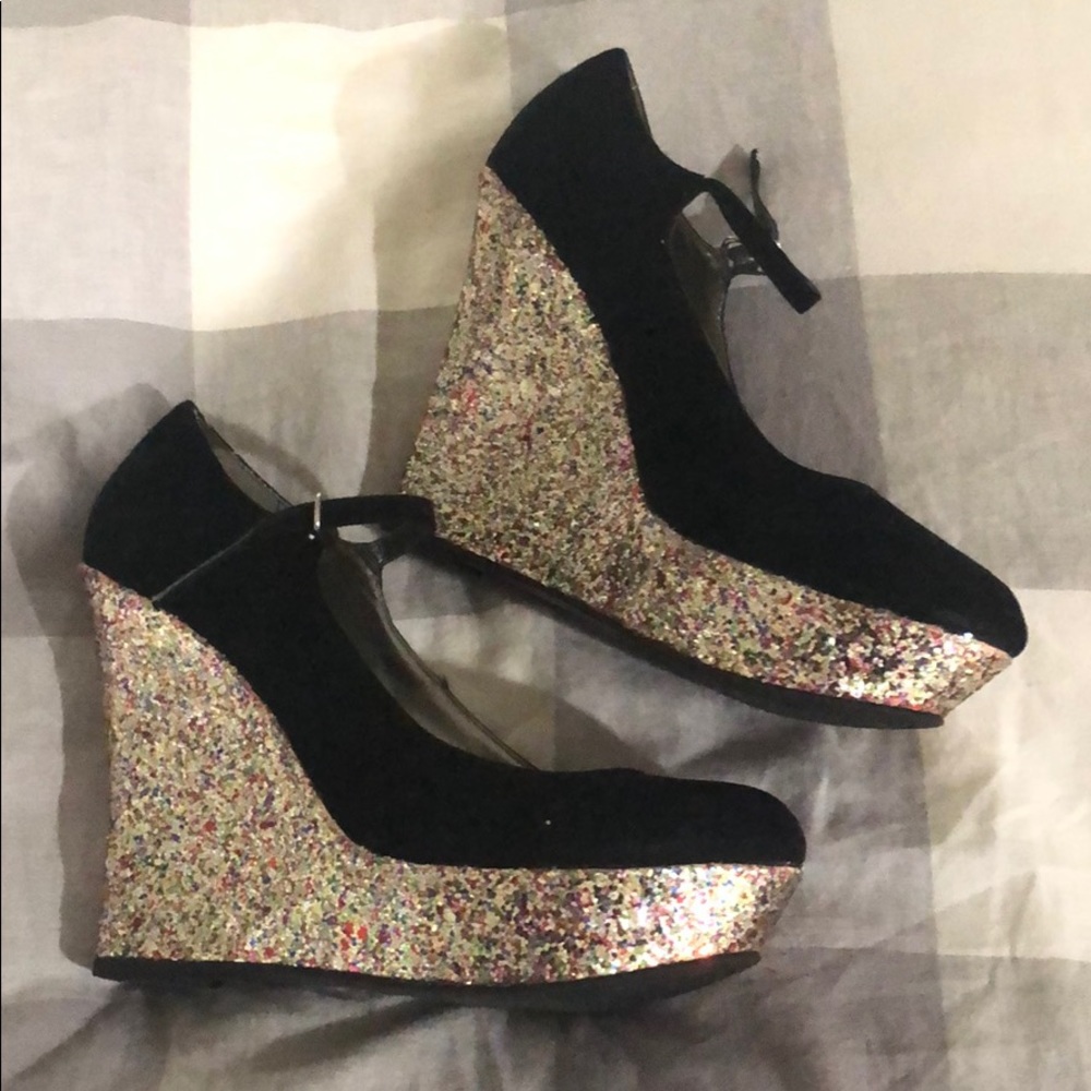 Sparkle Wedge shoes